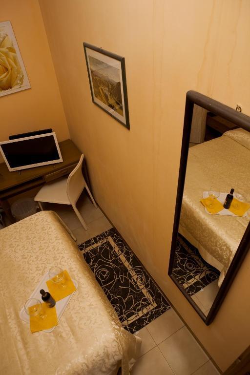 Hotel Centro カンピ・ビセンツィオ エクステリア 写真