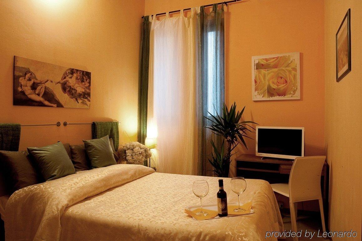 Hotel Centro カンピ・ビセンツィオ エクステリア 写真